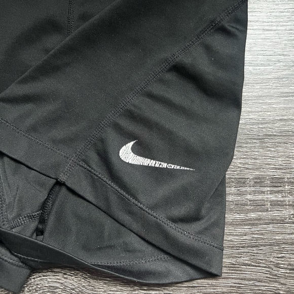 Nike Pro Shorts - Picture 2 of 3